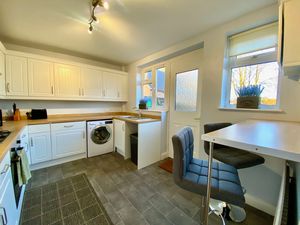 Breakfast Kitchen- click for photo gallery